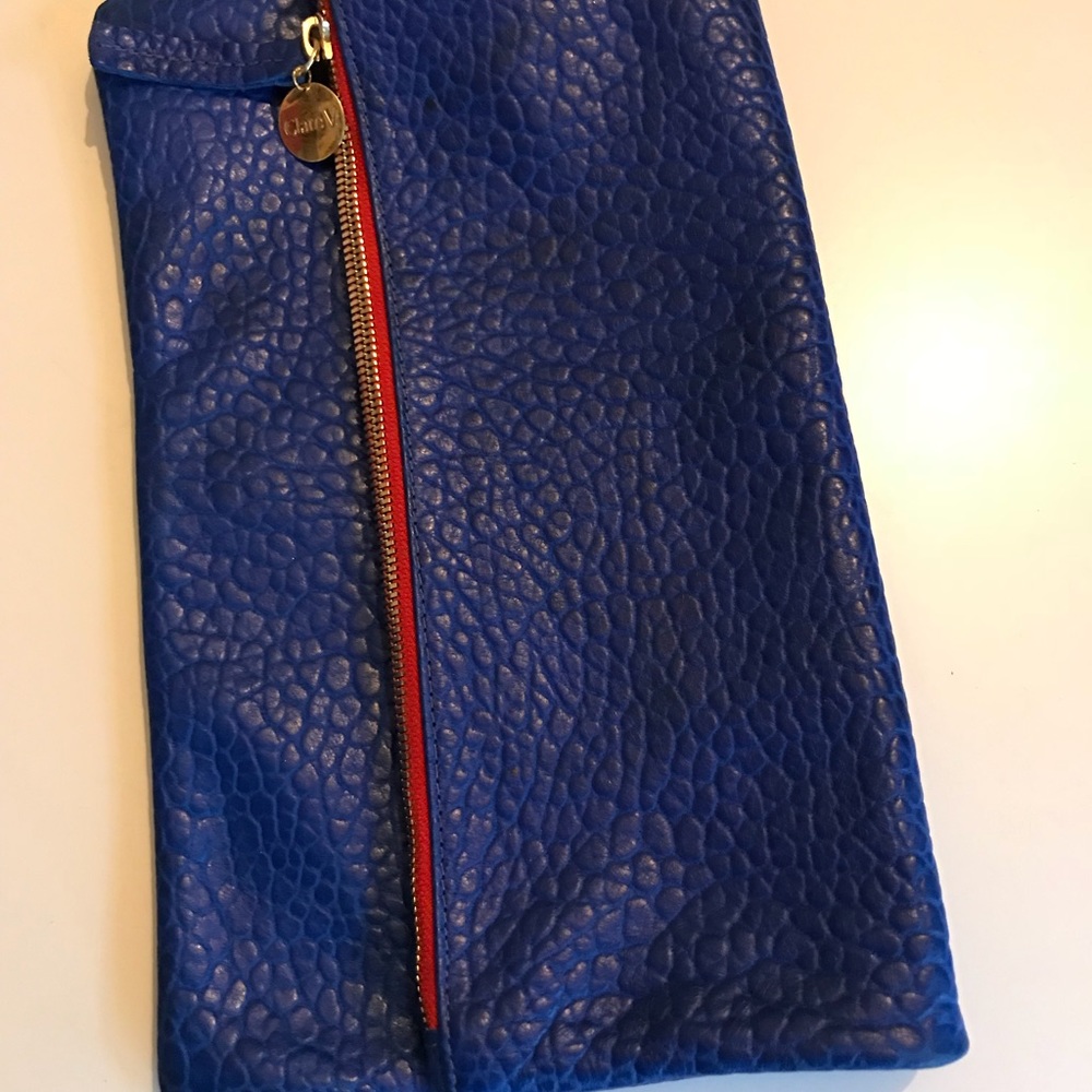 New Clare V. Clutch